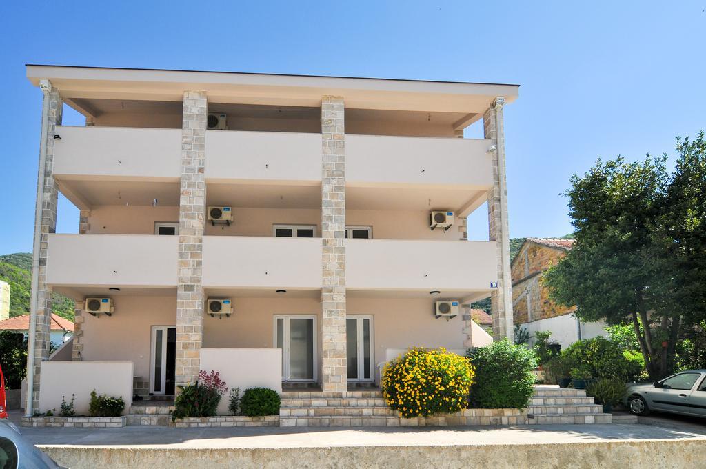 Apartments Samardzic Teodo Esterno foto